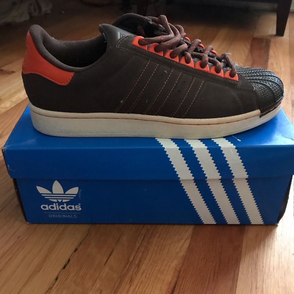 Adidas Men’s Shell Toe - Special Edition